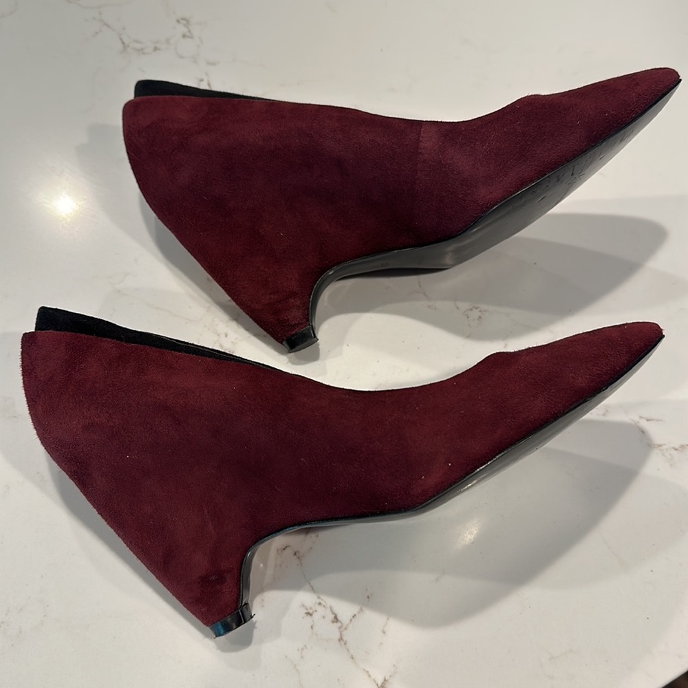 Kenneth Cole Suede Wedges - Picture 7 of 7